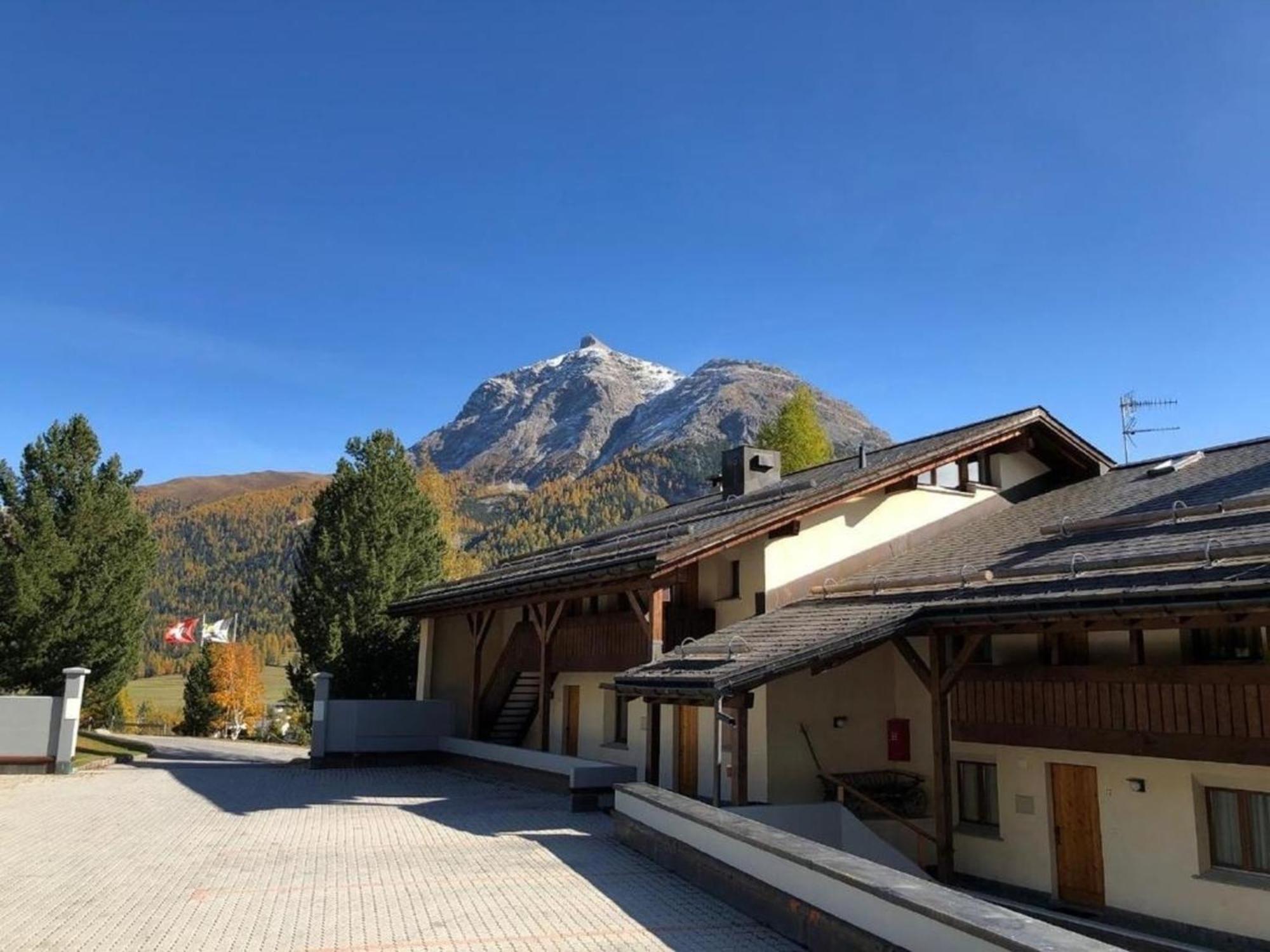 Apartamento Residenz La Mora 21 "Bergbahnen Und Oev All Inklusive" Im Sommer La Punt-Chamues-ch Exterior foto